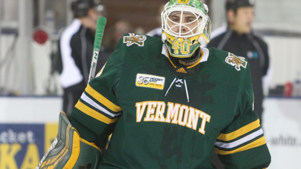 men's hockey players